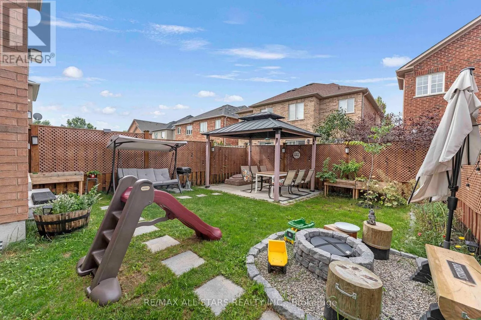 93 ARCO CIRCLE