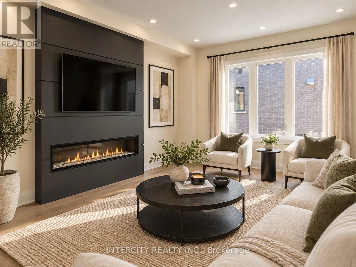 72 CADDIE CRESCENT