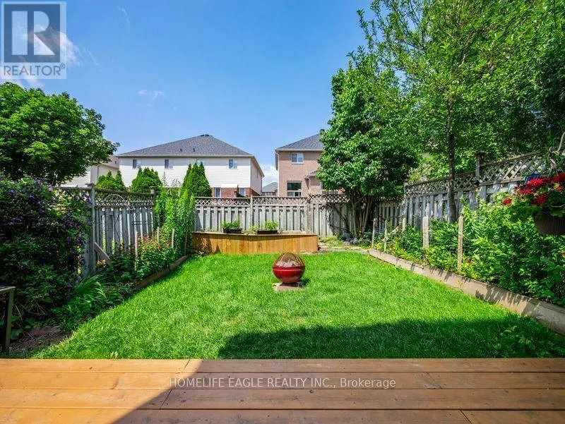 479 HEDDLE CRESCENT