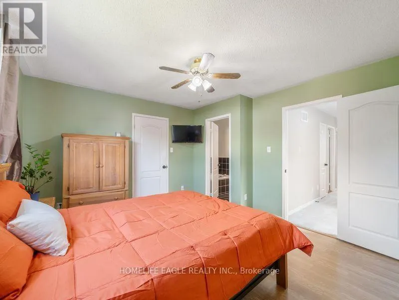479 HEDDLE CRESCENT