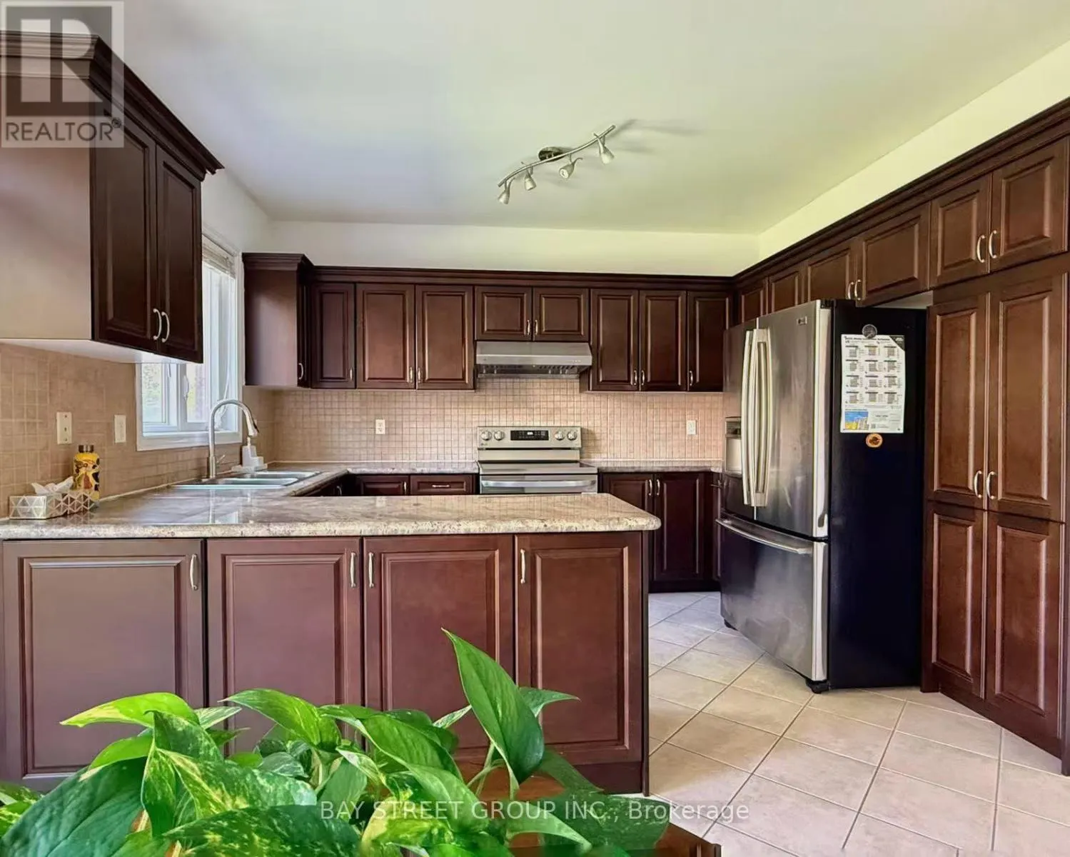146 IVY GLEN DRIVE