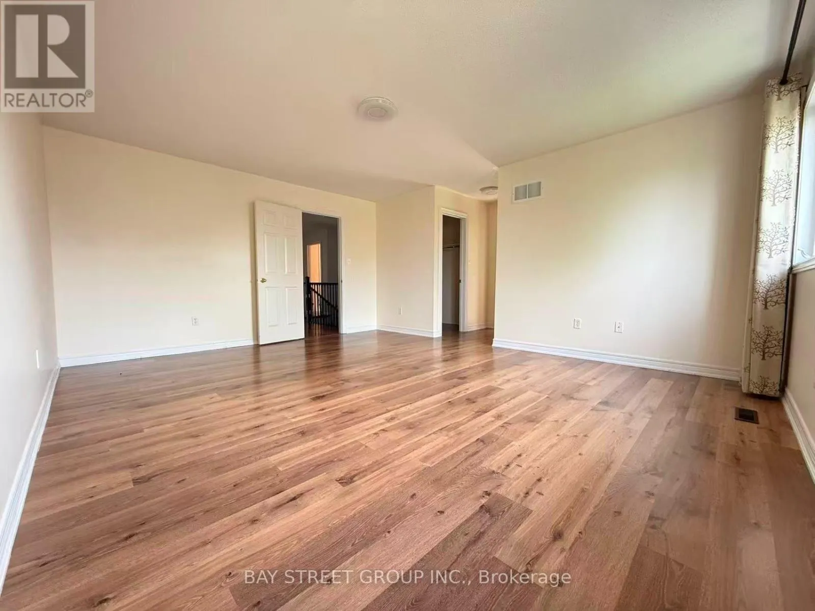 146 IVY GLEN DRIVE