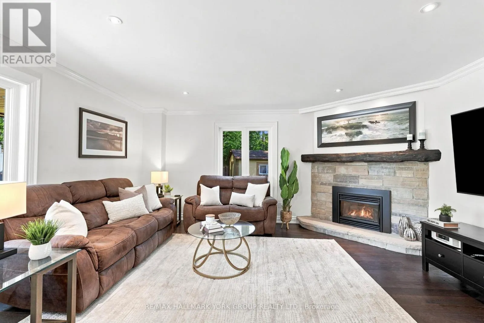 111 WHISPERING PINE TRAIL