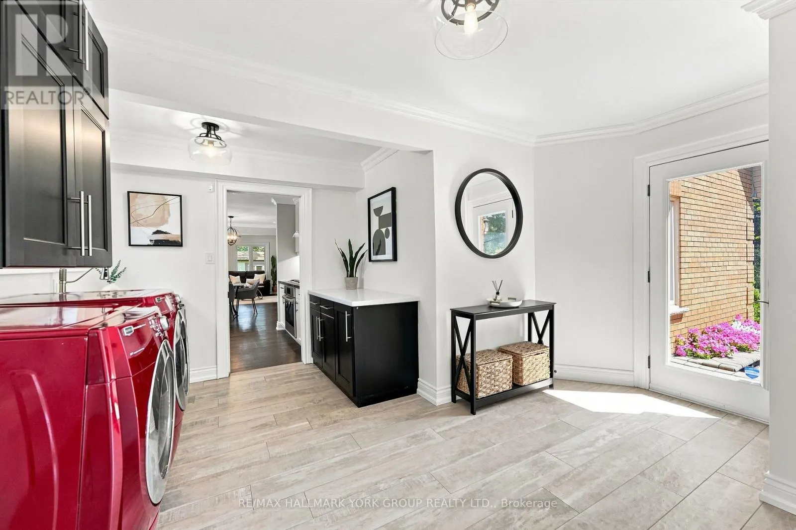 111 WHISPERING PINE TRAIL