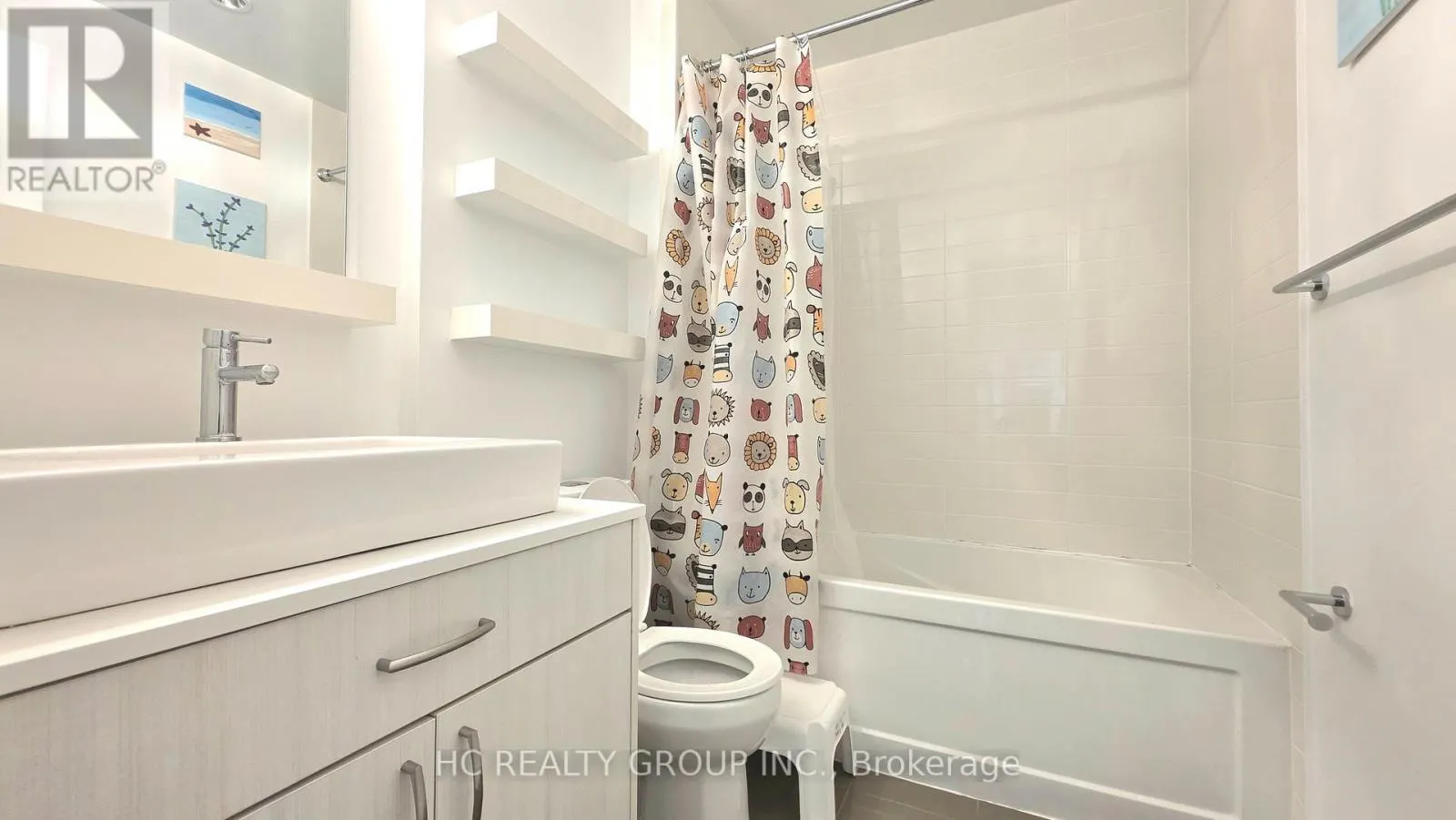 213 - 9191 YONGE STREET
