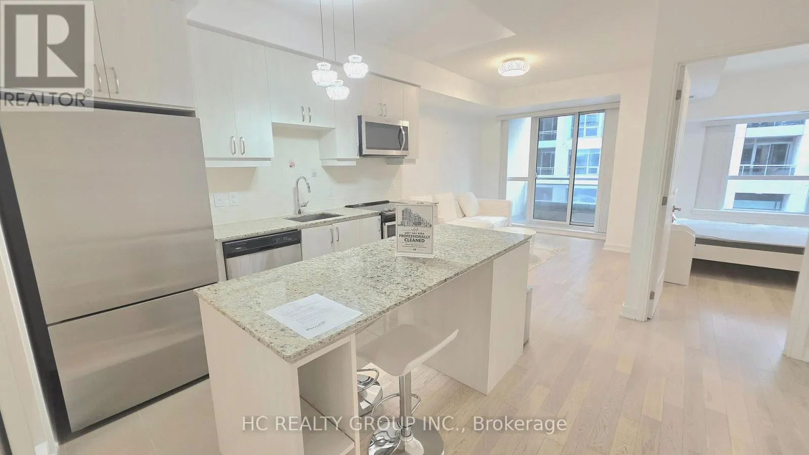 213 - 9191 YONGE STREET