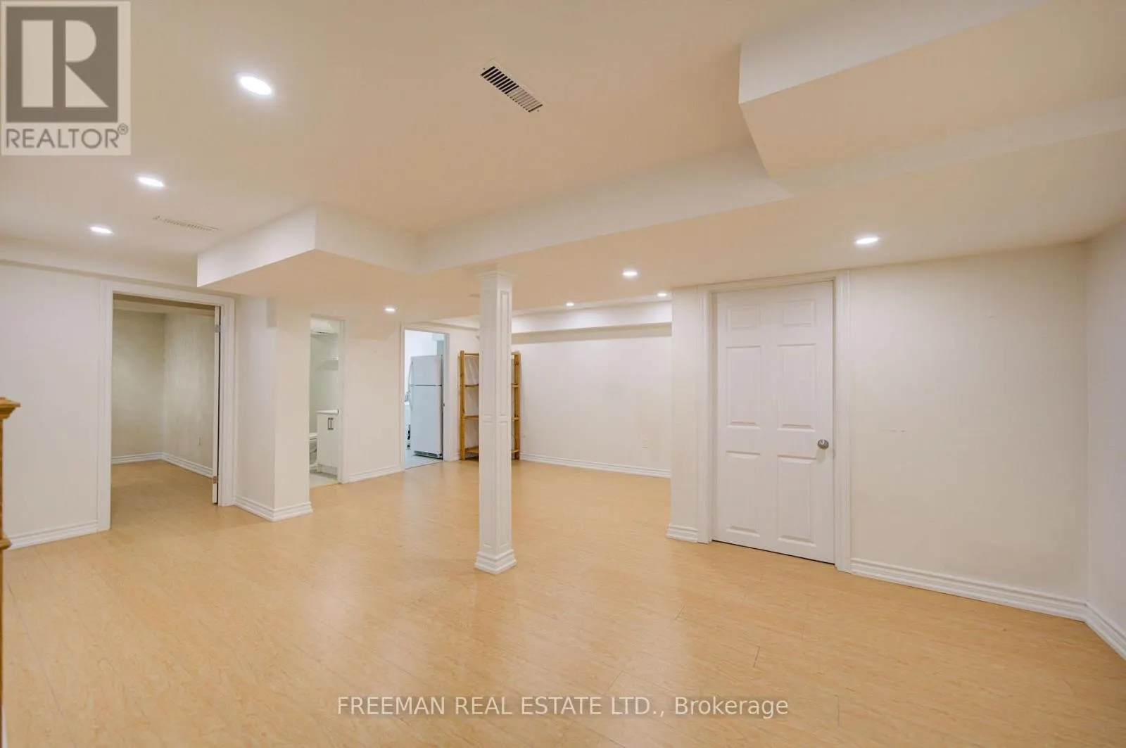 107 BROWNSTONE CIRCLE