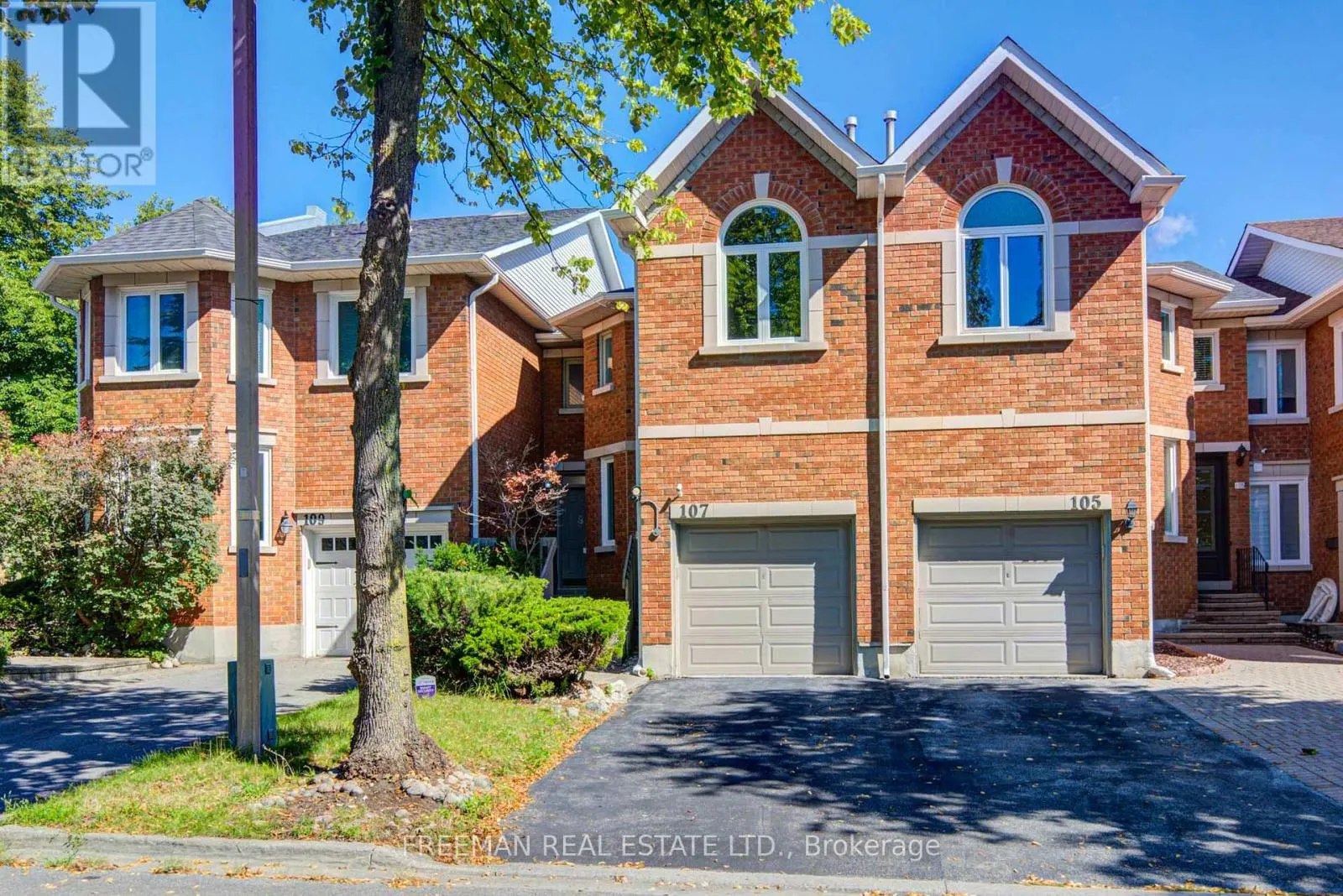107 BROWNSTONE CIRCLE