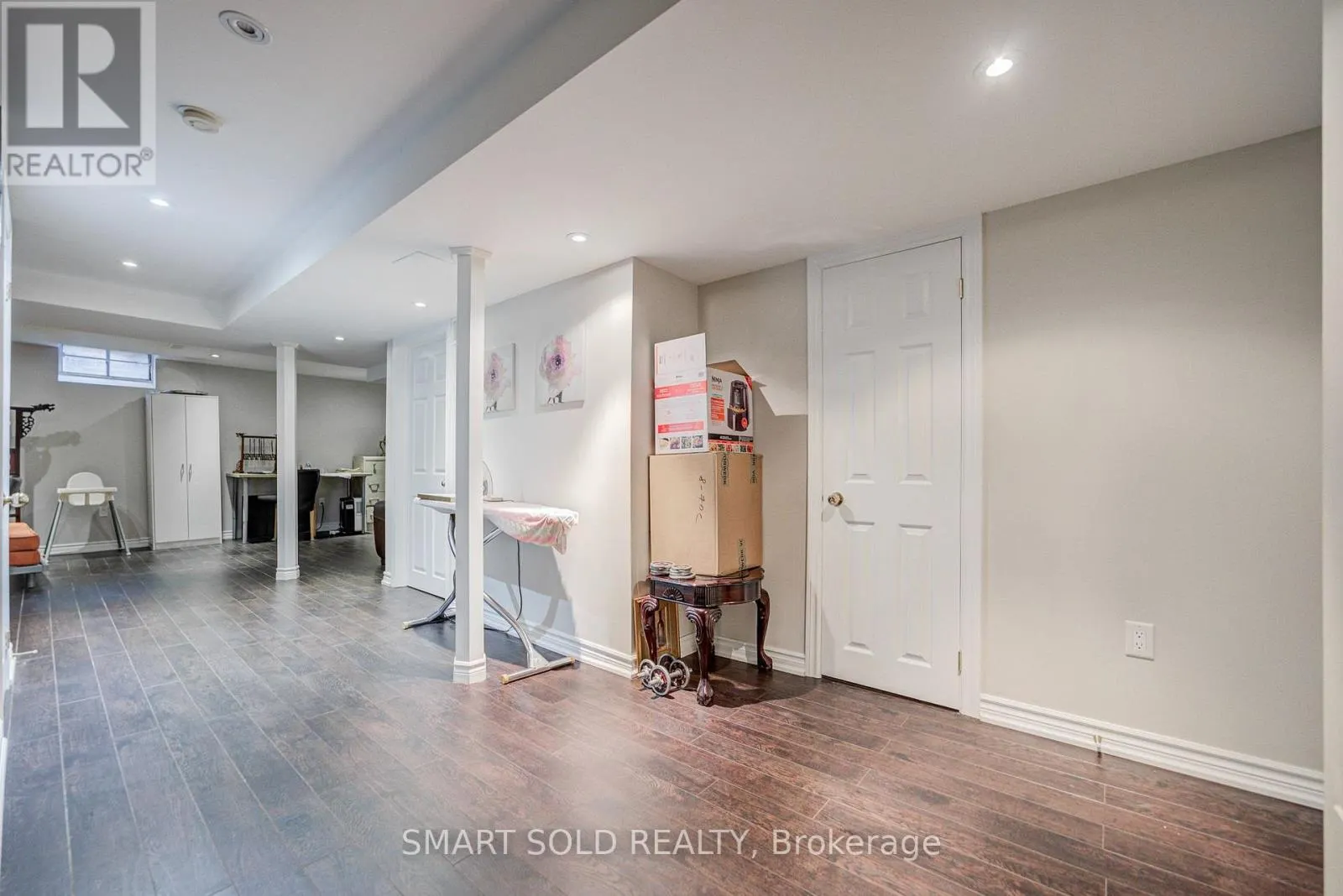 70 CONNERY CRESCENT