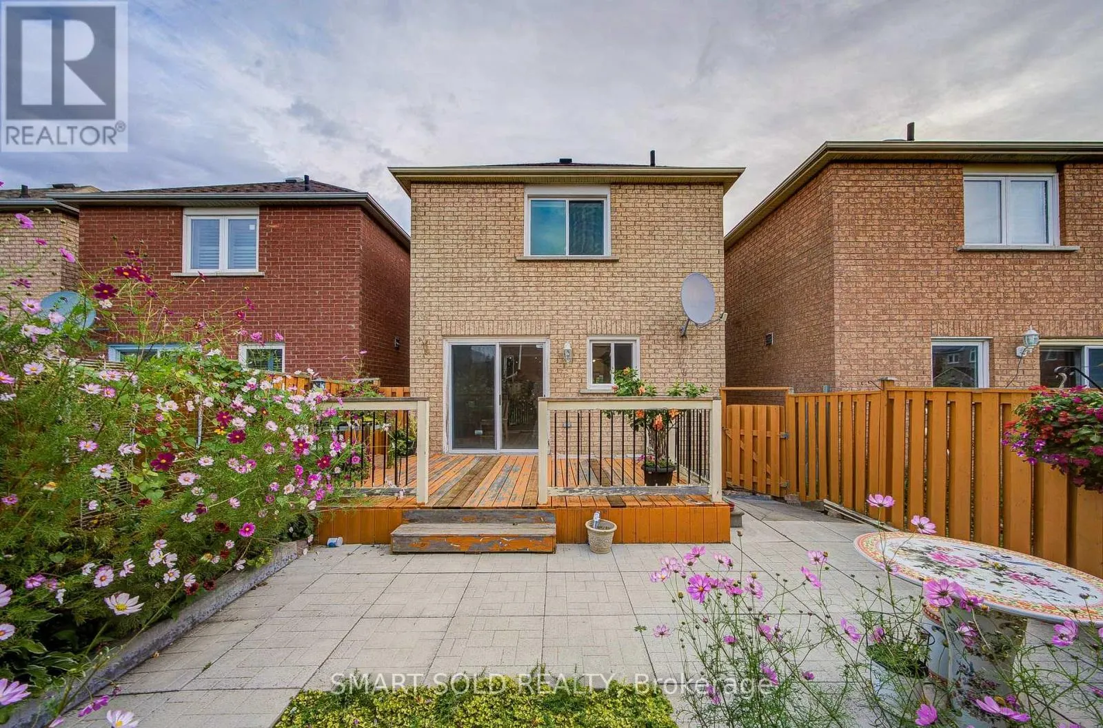70 CONNERY CRESCENT