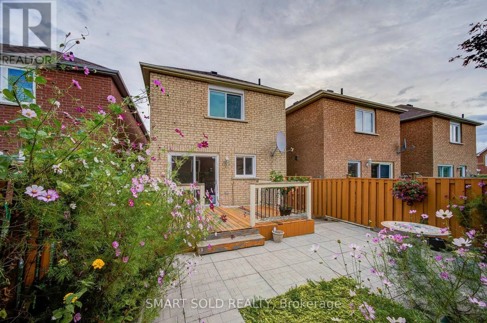 70 CONNERY CRESCENT