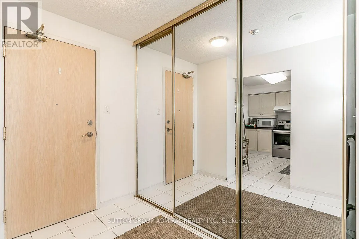 1002 - 11 TOWNSGATE DRIVE