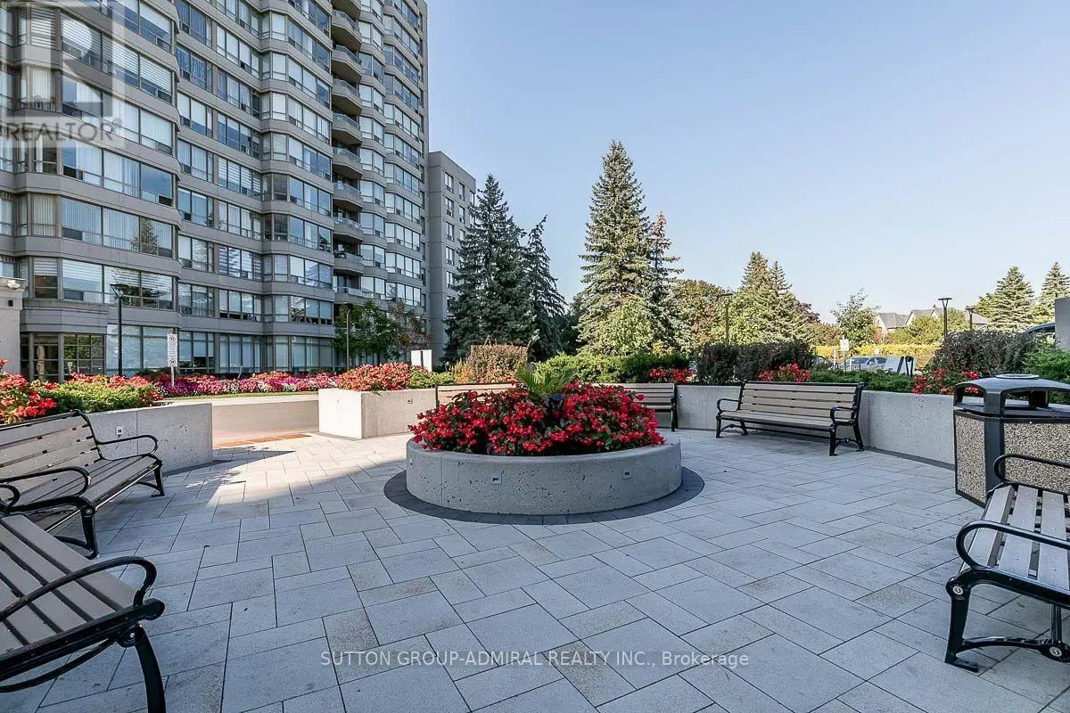 1002 - 11 TOWNSGATE DRIVE