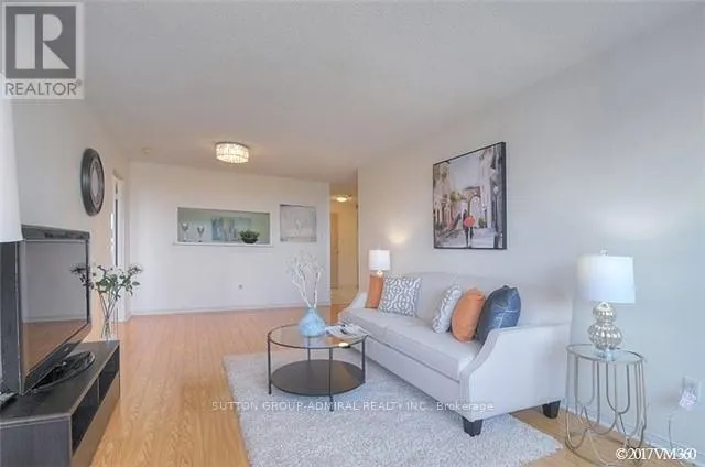 1002 - 11 TOWNSGATE DRIVE
