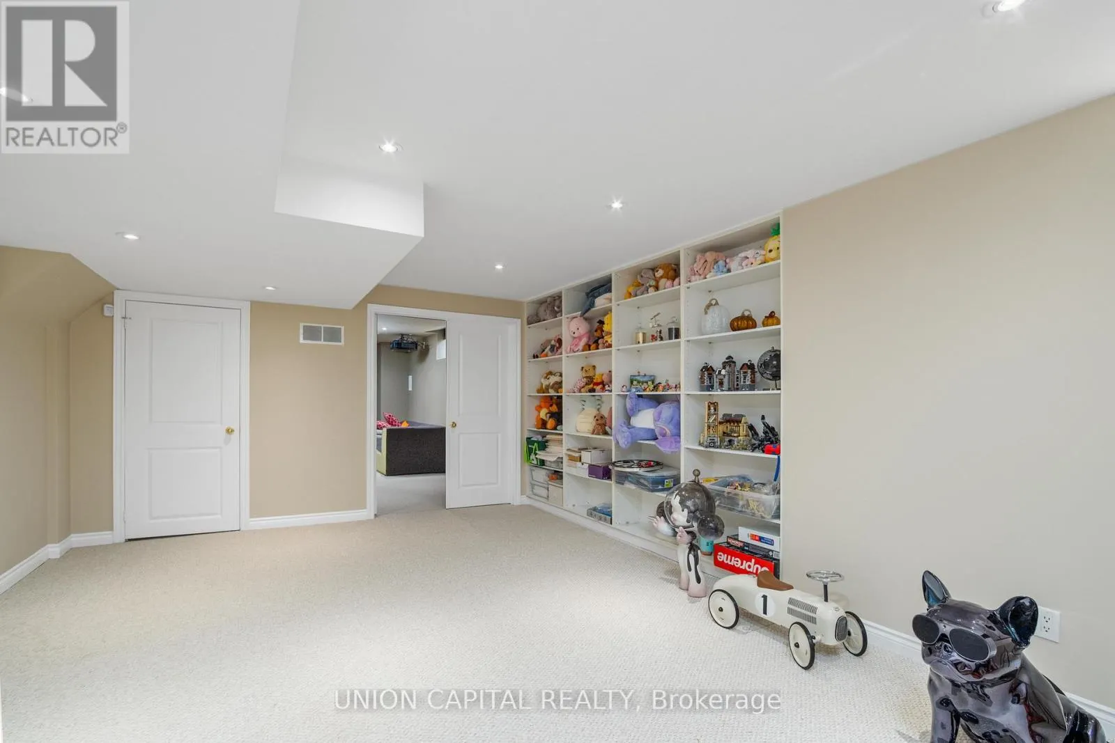 24 ROYAL WEST ROAD