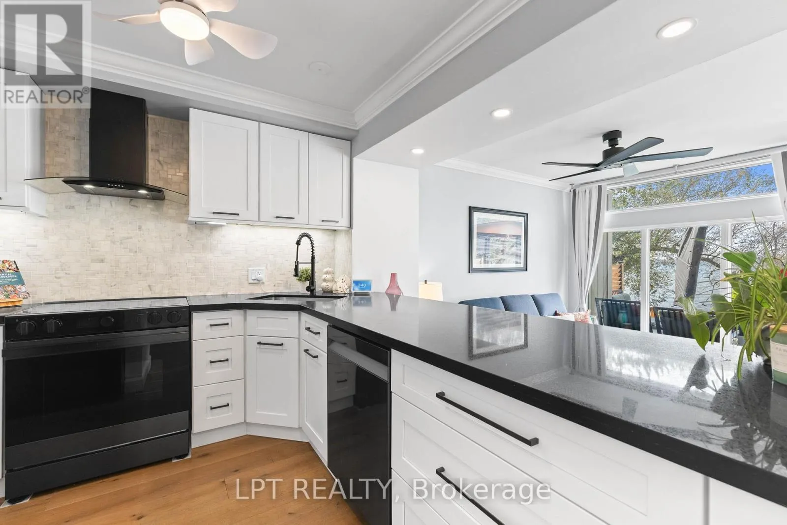 9 DAVY POINT CIRCLE