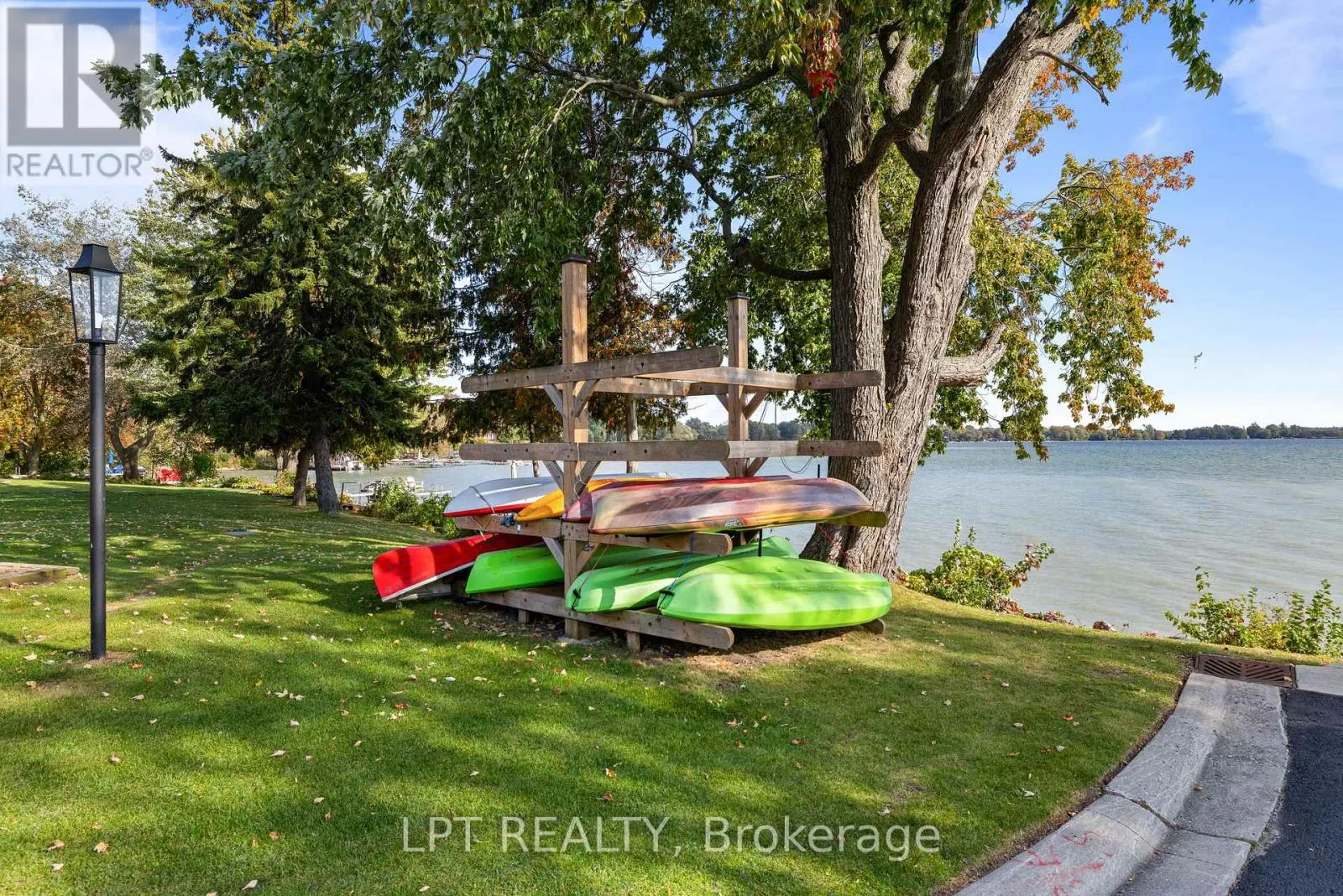 9 DAVY POINT CIRCLE