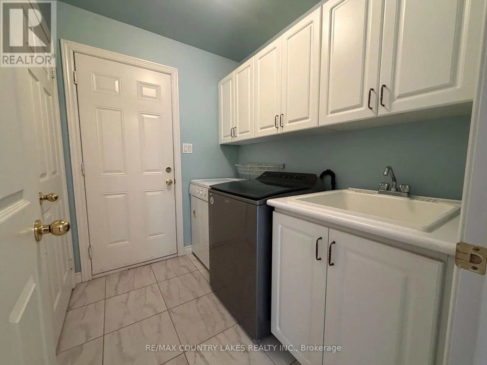 43 ELMWOOD AVENUE