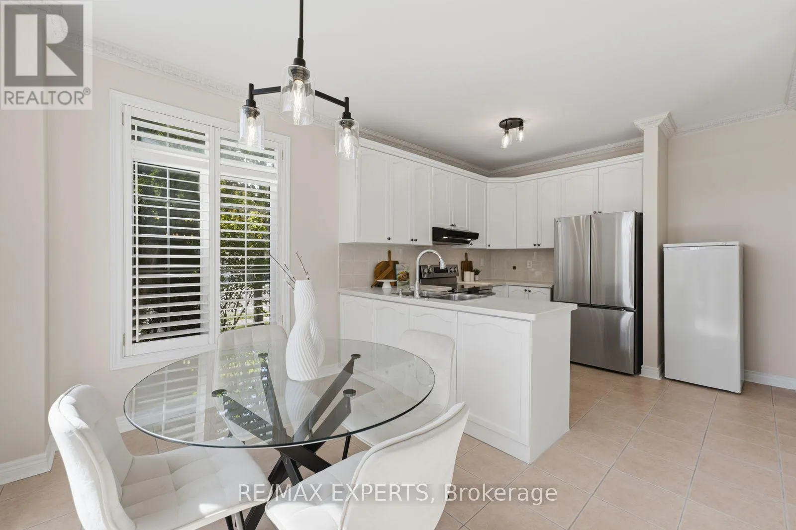 1 CETONA AVENUE