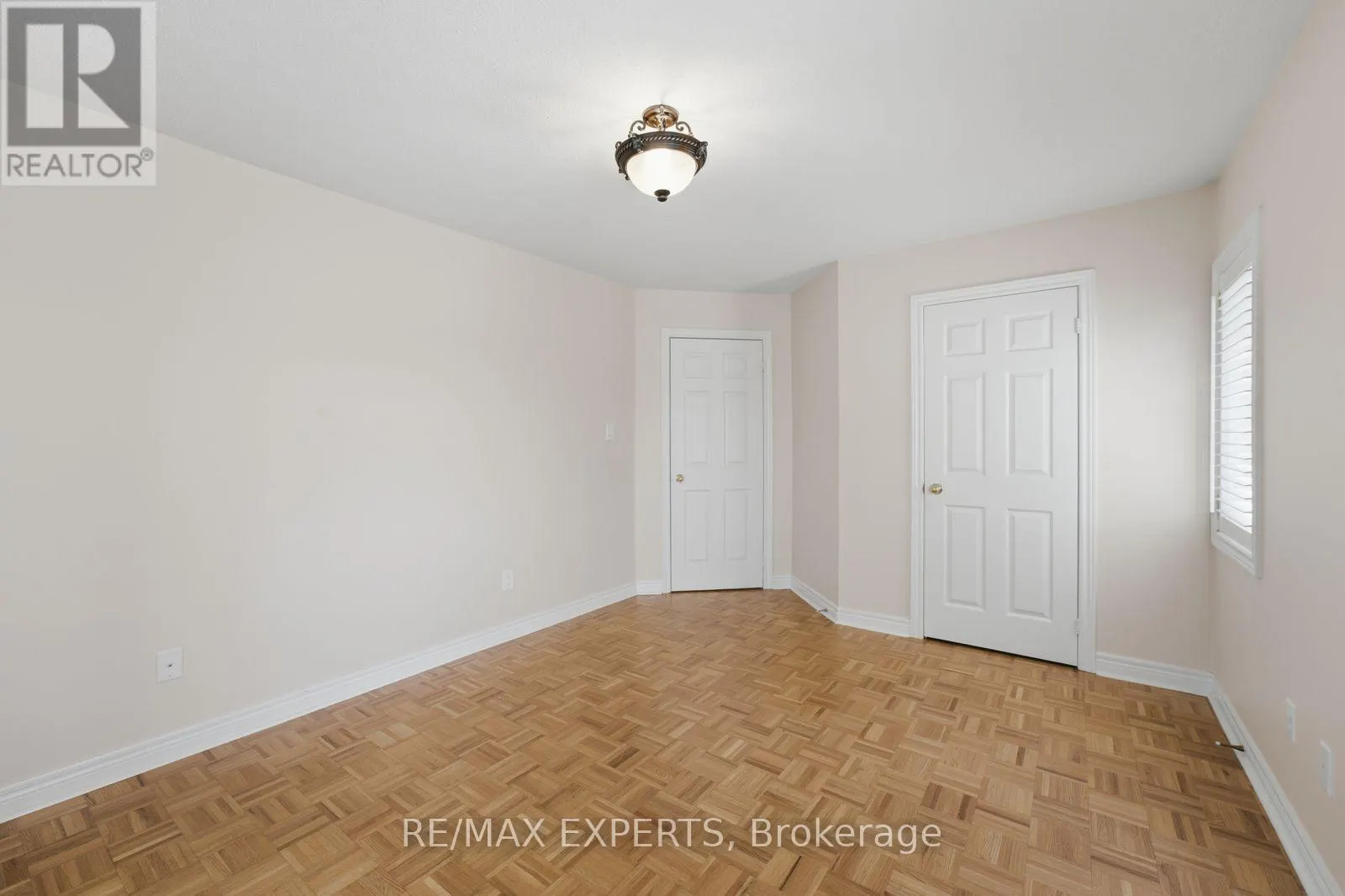 1 CETONA AVENUE