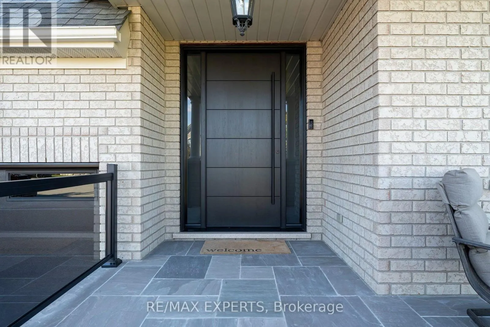16 THOMAS NOBLE COURT