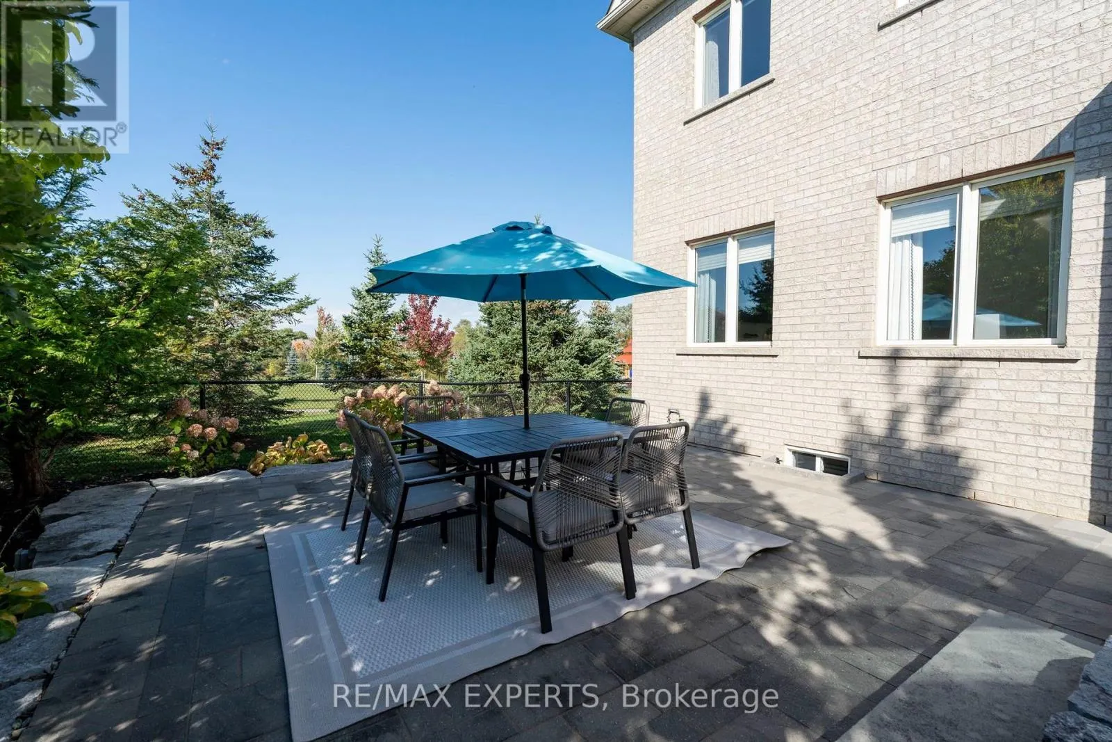 16 THOMAS NOBLE COURT