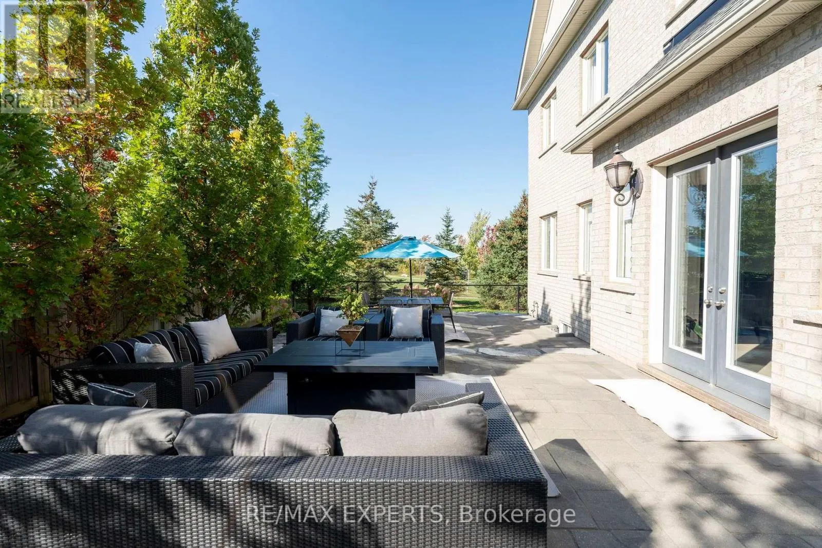 16 THOMAS NOBLE COURT