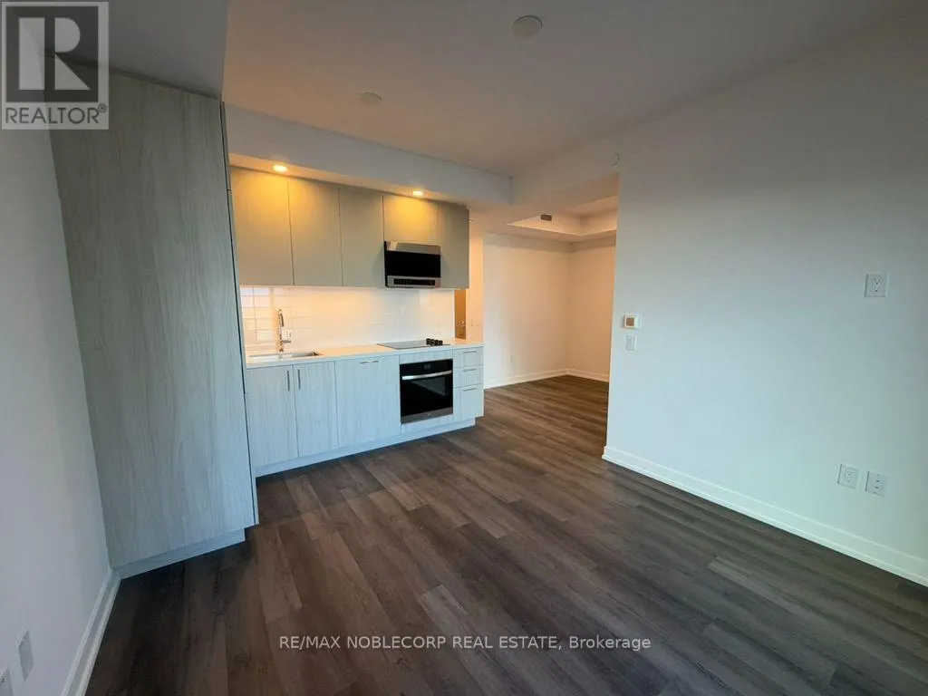 2112 - 5 MEADOWDALE ROAD