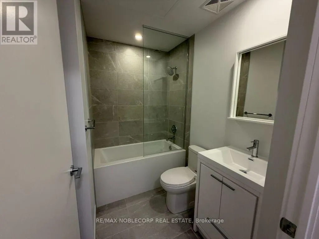 2112 - 5 MEADOWDALE ROAD
