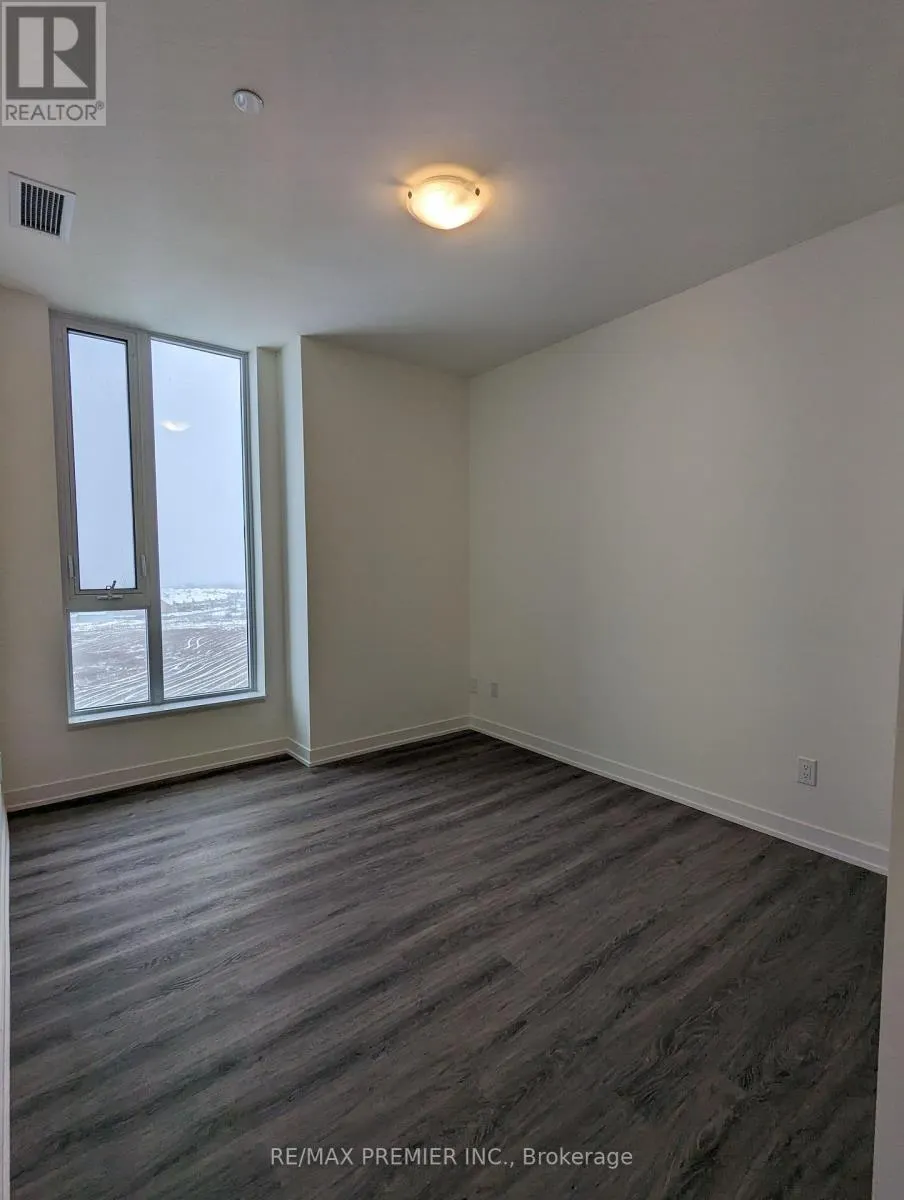 811 - 6 DAVID EYER ROAD
