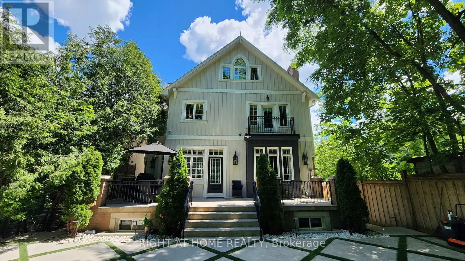 144 BROOKE STREET