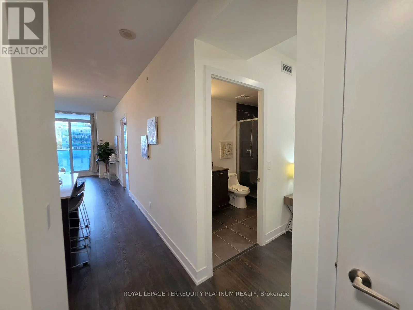 502 - 9471 YONGE STREET