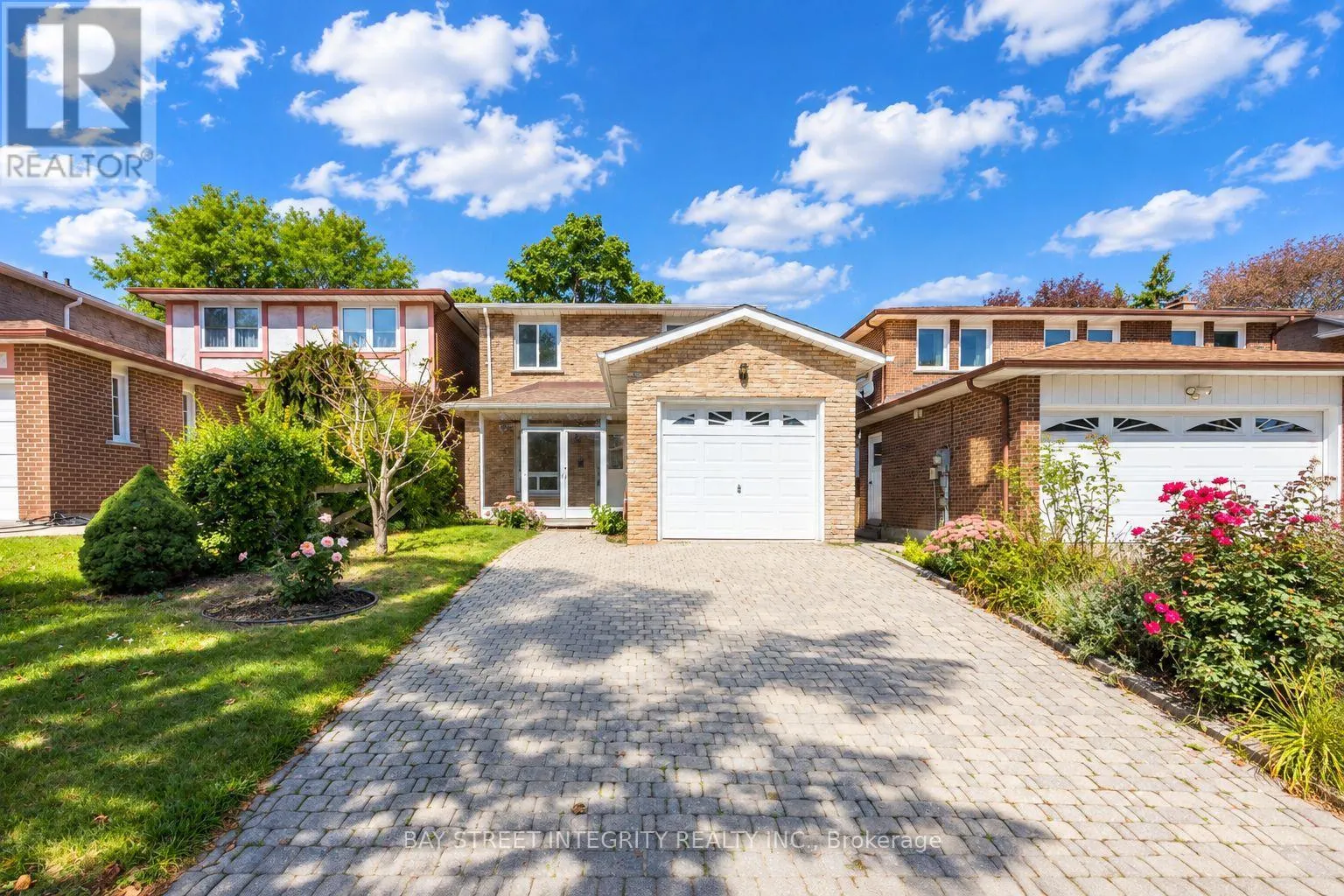 12 CHARNWOOD PLACE