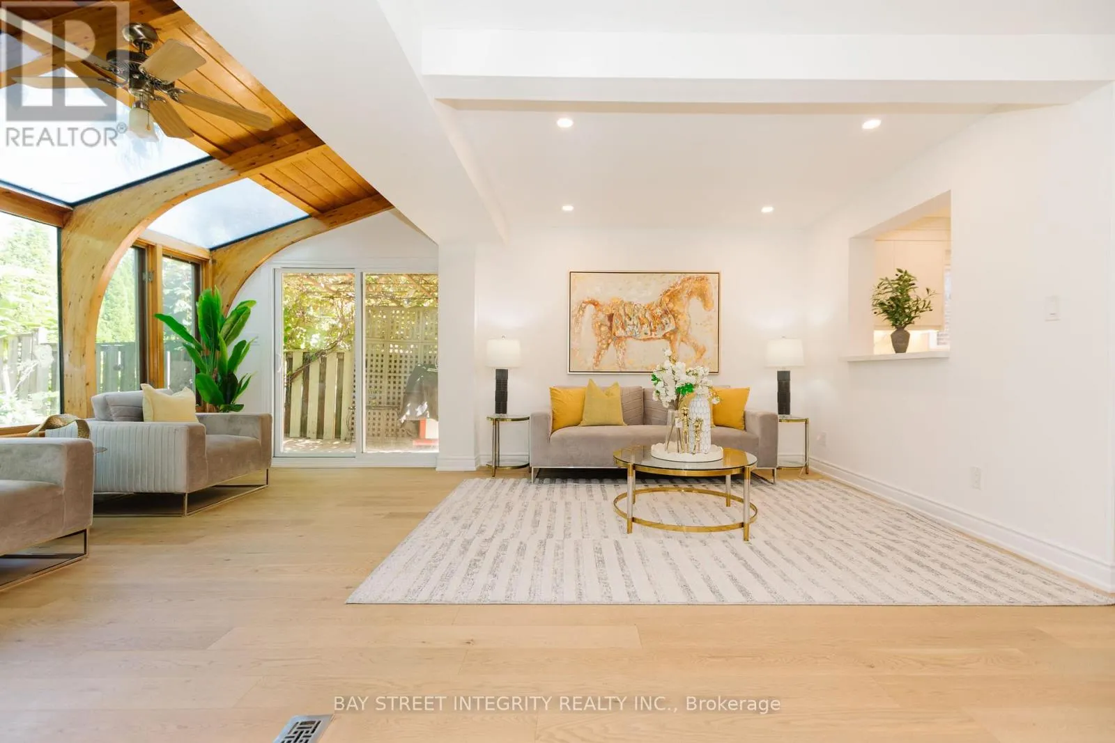 12 CHARNWOOD PLACE