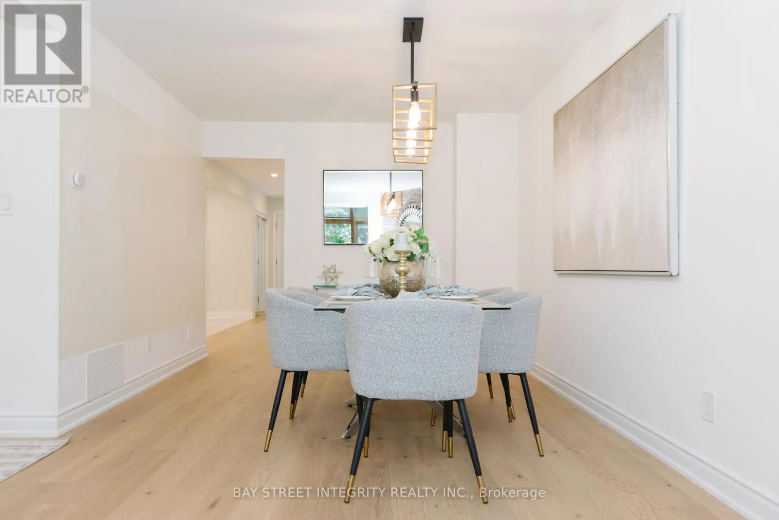 12 CHARNWOOD PLACE