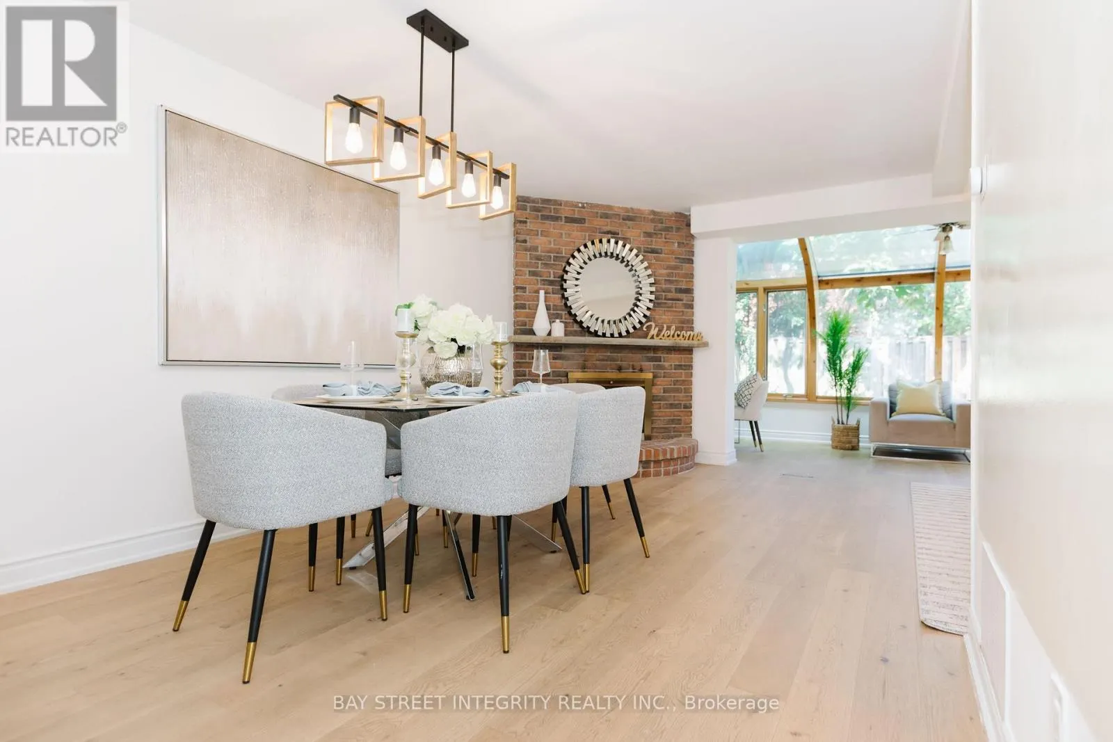 12 CHARNWOOD PLACE