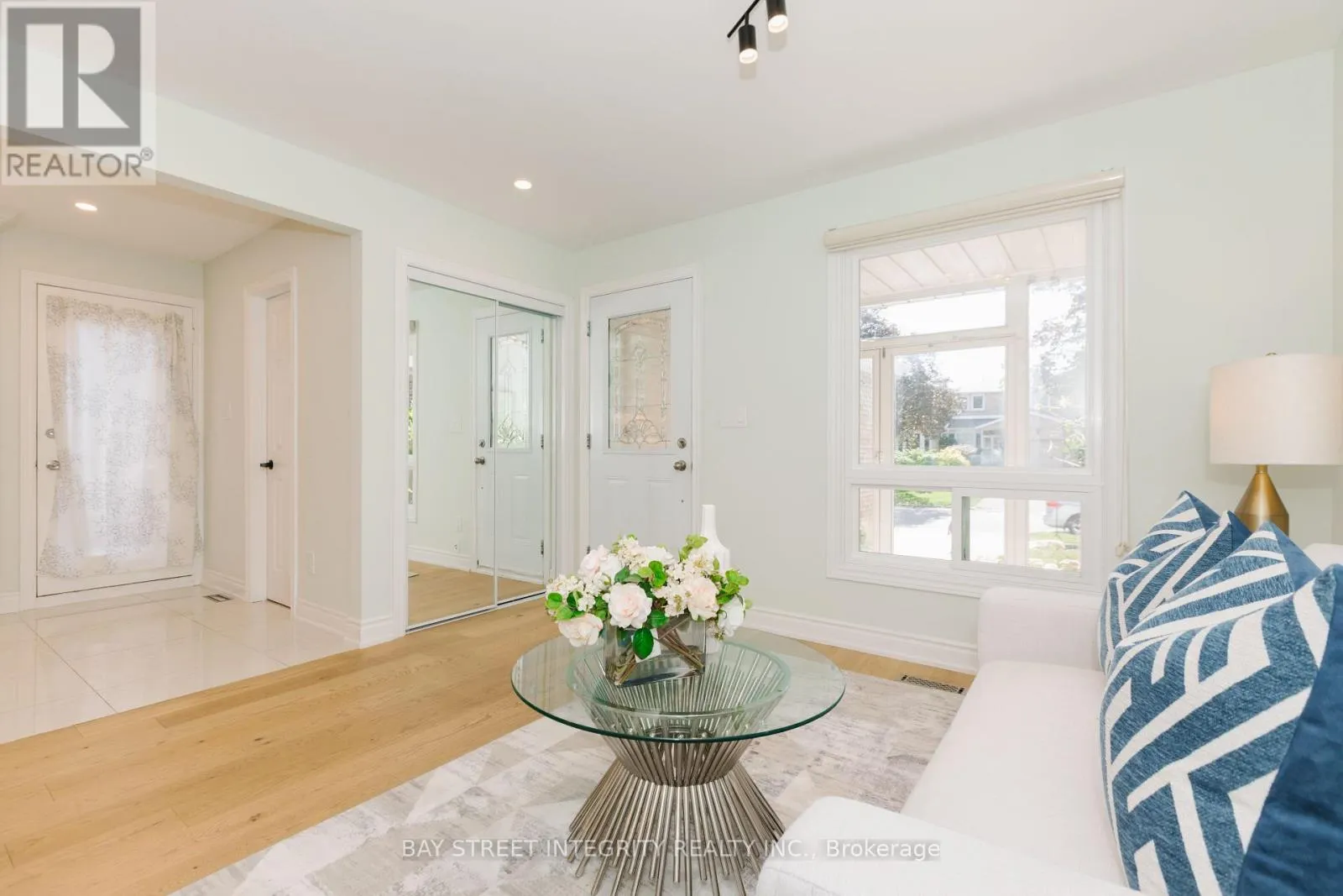 12 CHARNWOOD PLACE