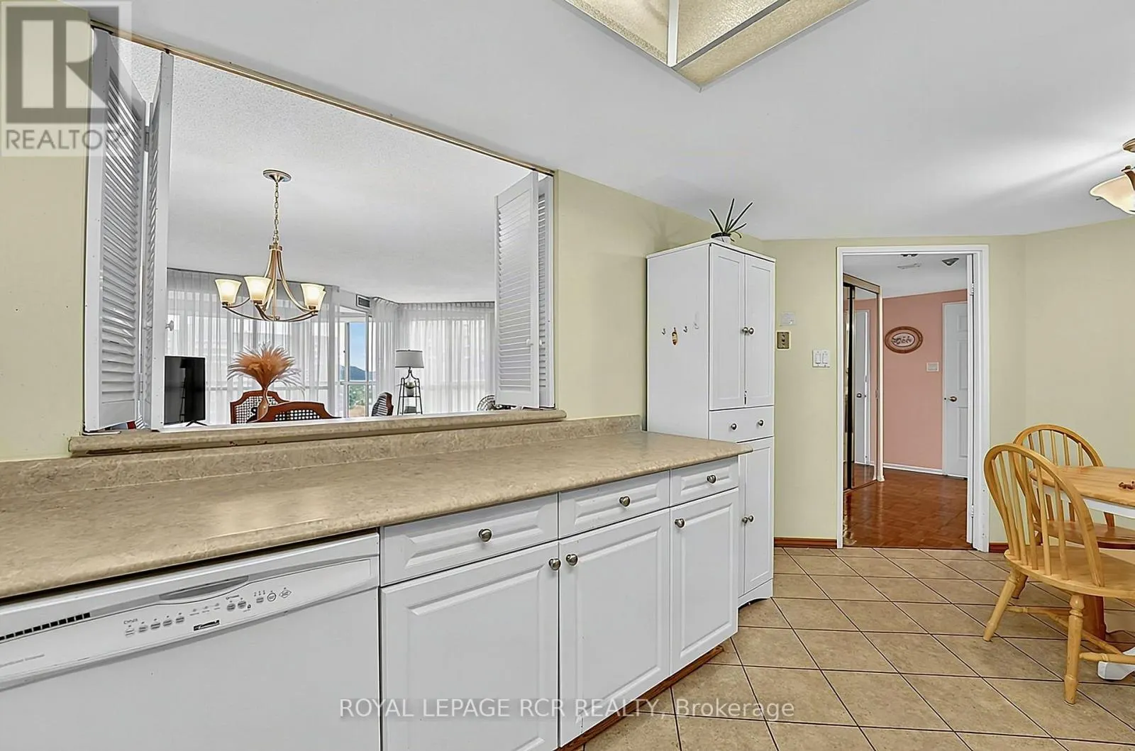 507 - 5 WELDRICK ROAD W