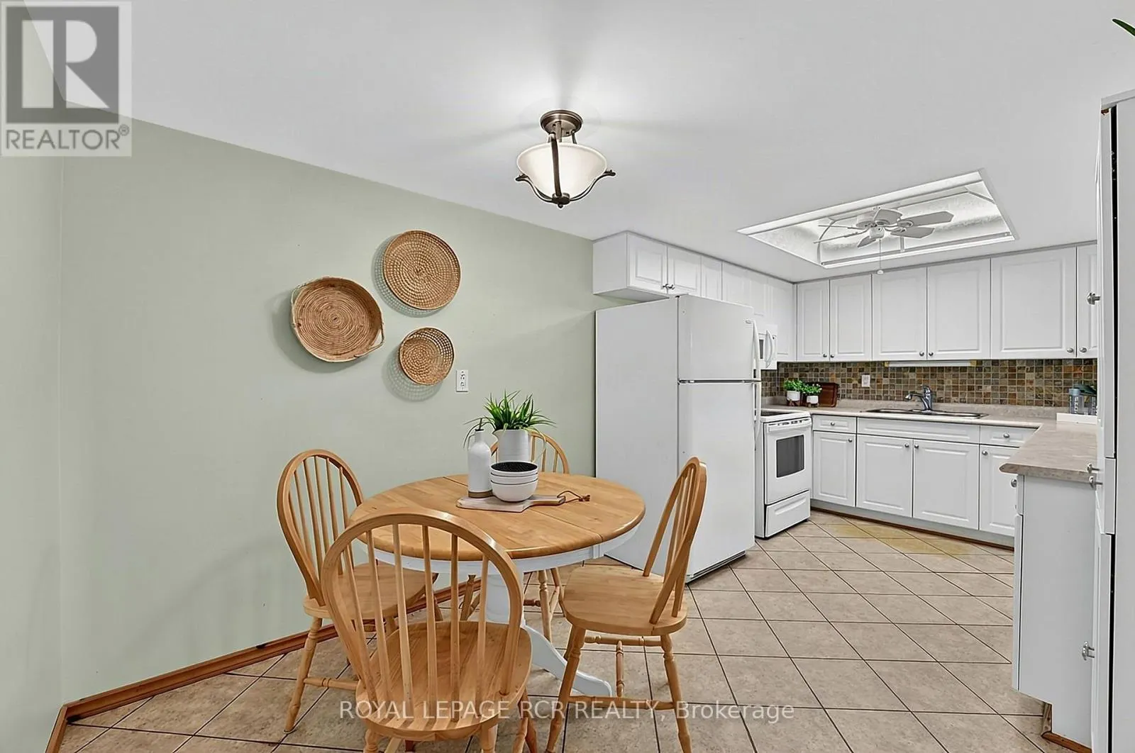 507 - 5 WELDRICK ROAD W
