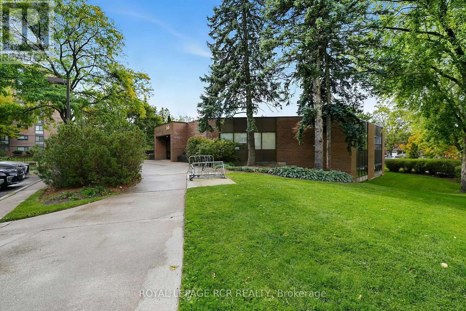 507 - 5 WELDRICK ROAD W