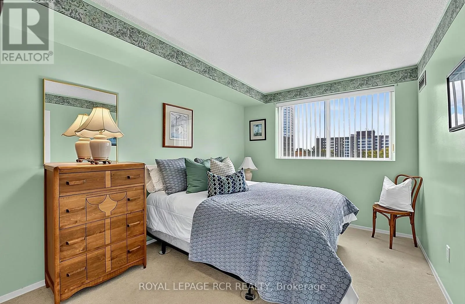 507 - 5 WELDRICK ROAD W