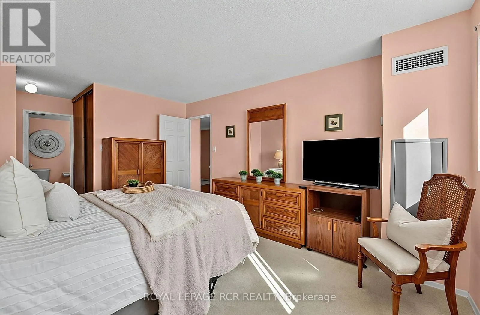 507 - 5 WELDRICK ROAD W