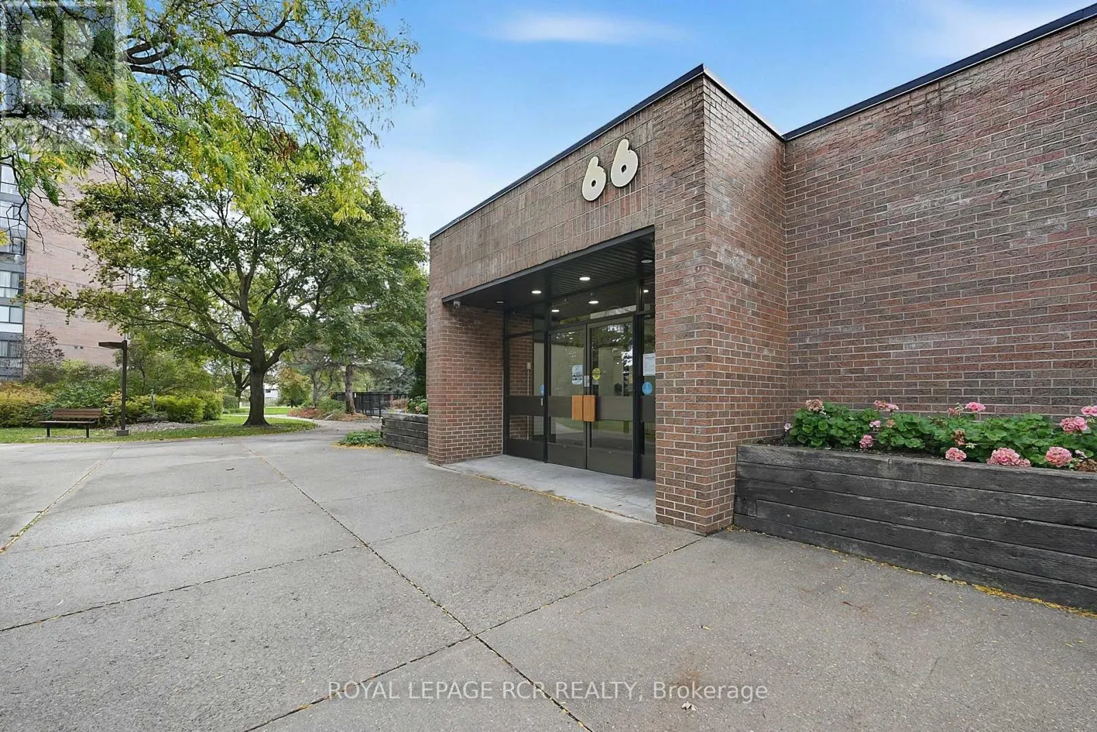 507 - 5 WELDRICK ROAD W