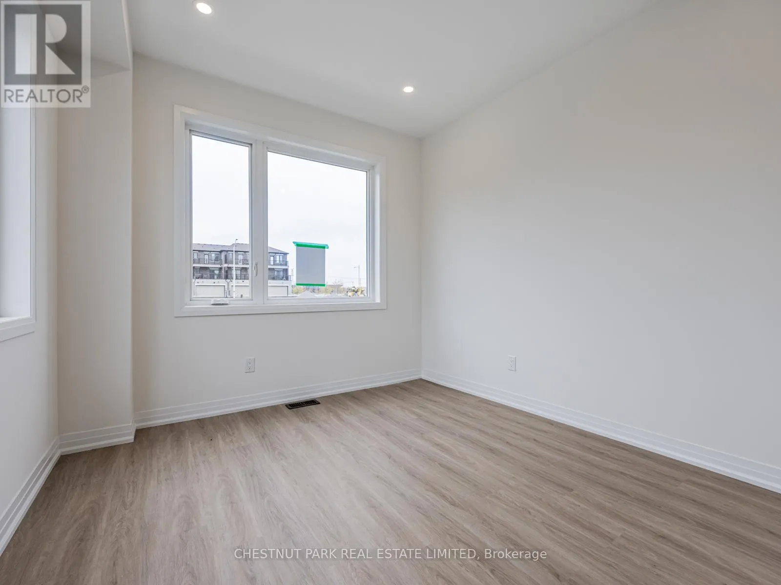 41 ROBERT EATON AVENUE