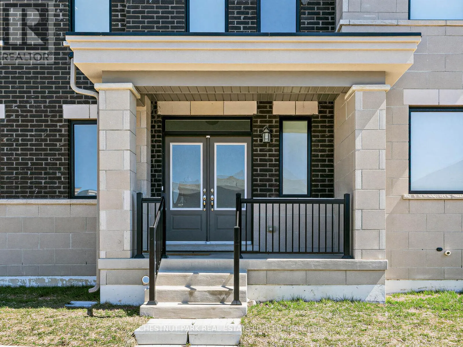 41 ROBERT EATON AVENUE