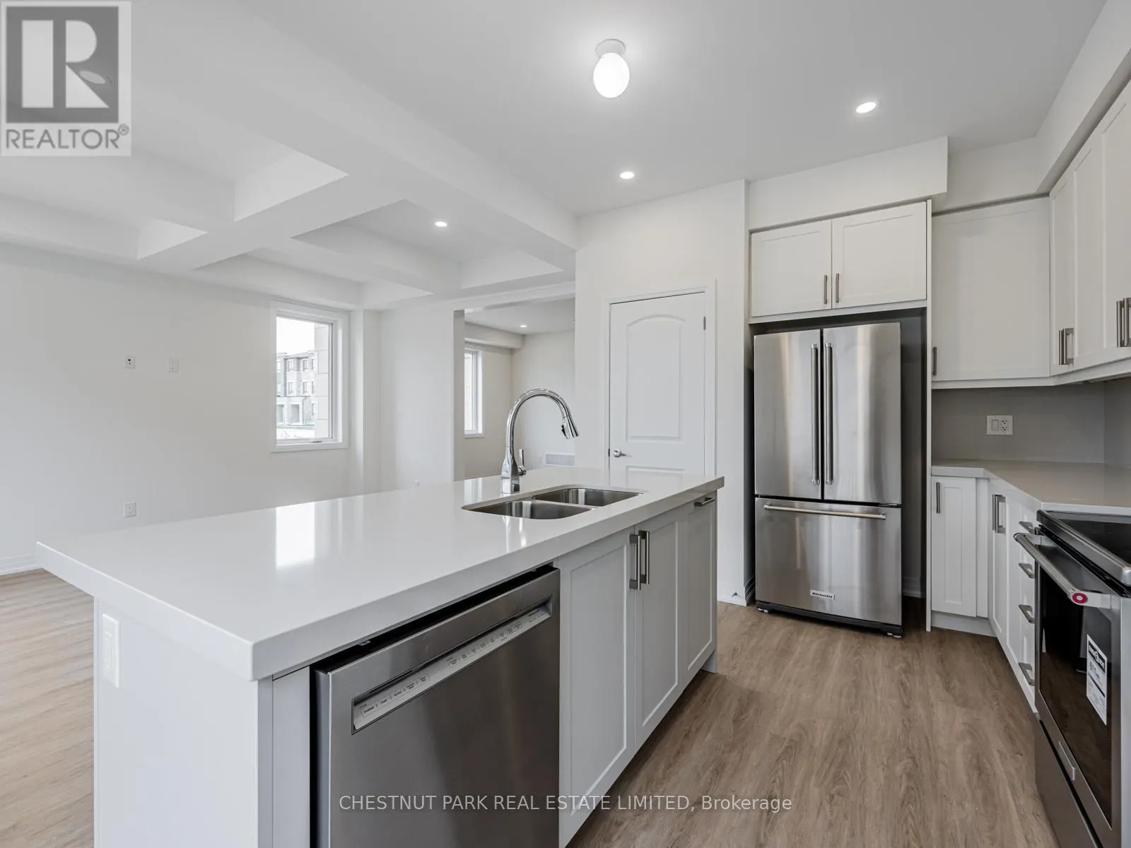 41 ROBERT EATON AVENUE