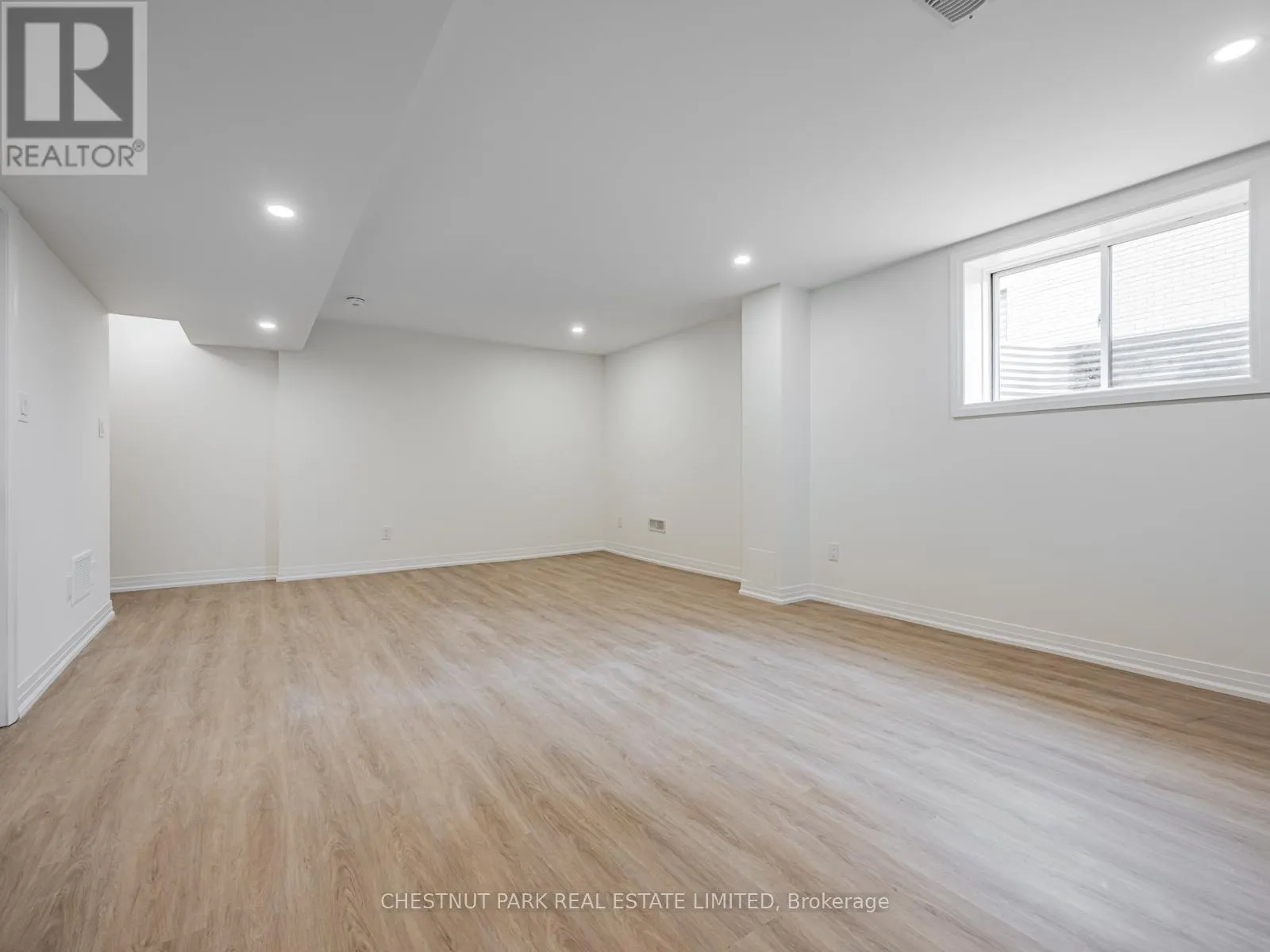 41 ROBERT EATON AVENUE