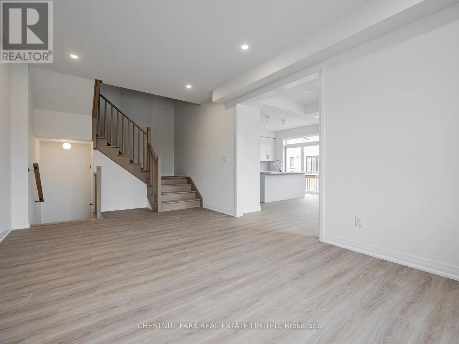 41 ROBERT EATON AVENUE