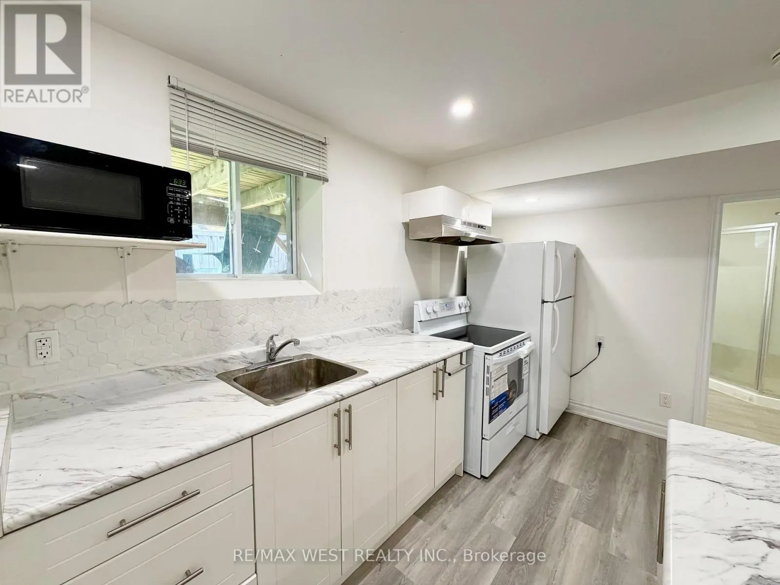 LOWER - 858 CASSIE ROAD