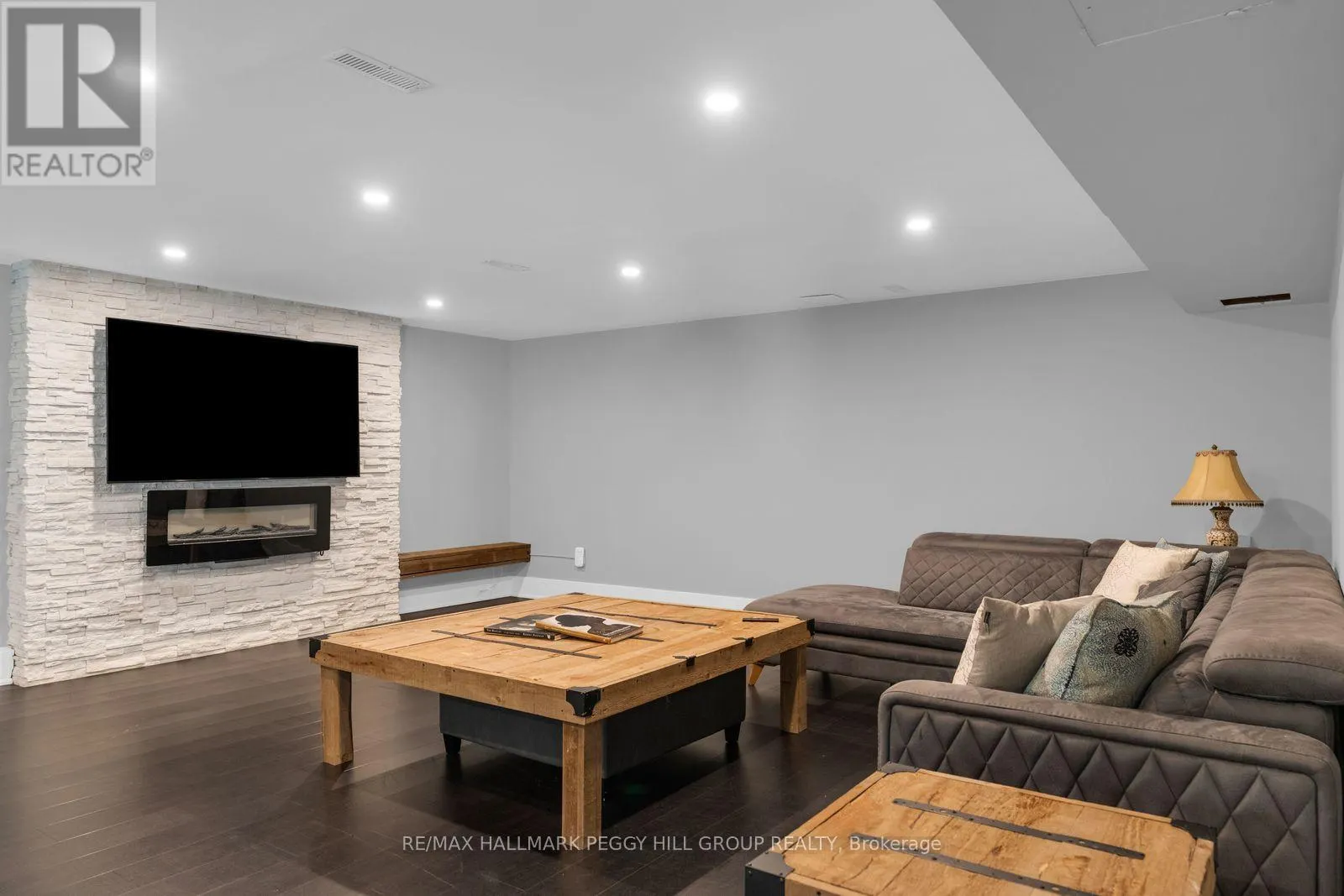 1814 QUANTZ CRESCENT